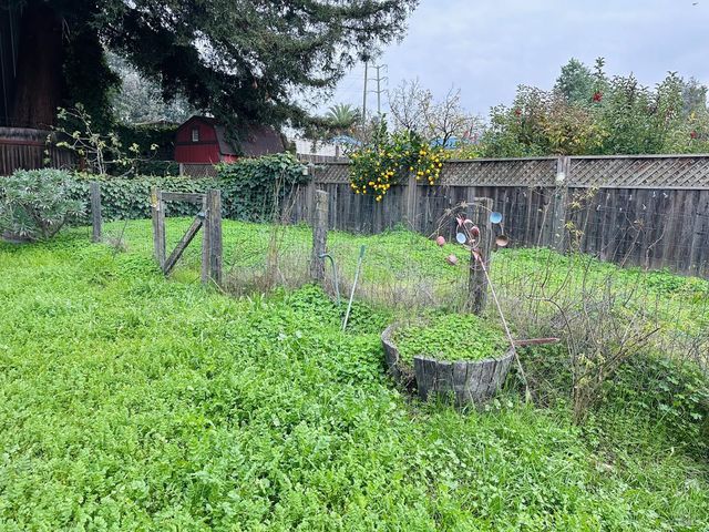 108 Pierson St, Santa Rosa, CA 95401