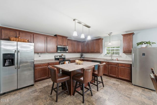 121 Solstice Drive, Haw River, NC 27258