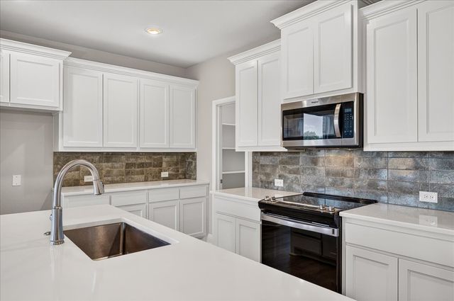 213 S Atwood Street, Boyd, TX 76023
