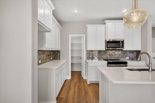 213 S Atwood Street, Boyd, TX 76023