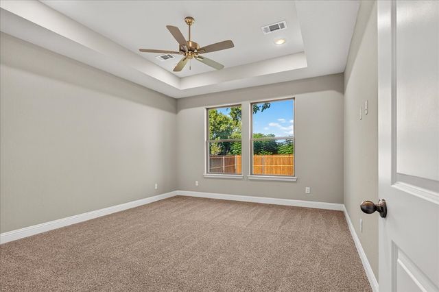 213 S Atwood Street, Boyd, TX 76023