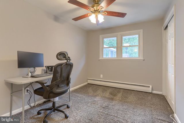 406 WILSHIRE DR, Cleona, PA 17042