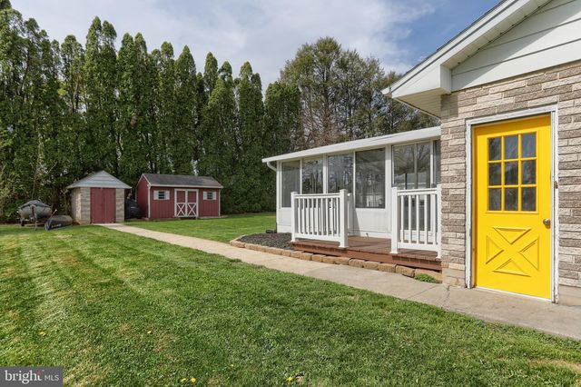 406 WILSHIRE DR, Cleona, PA 17042