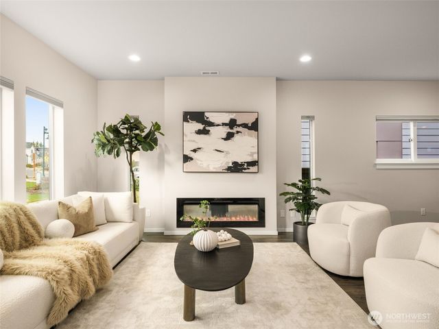 33475 Three Lakes Lane, Black Diamond, WA 98010