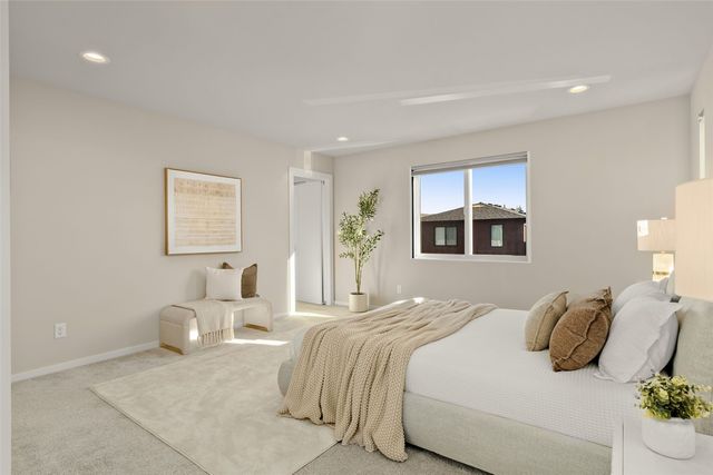 33475 Three Lakes Lane, Black Diamond, WA 98010