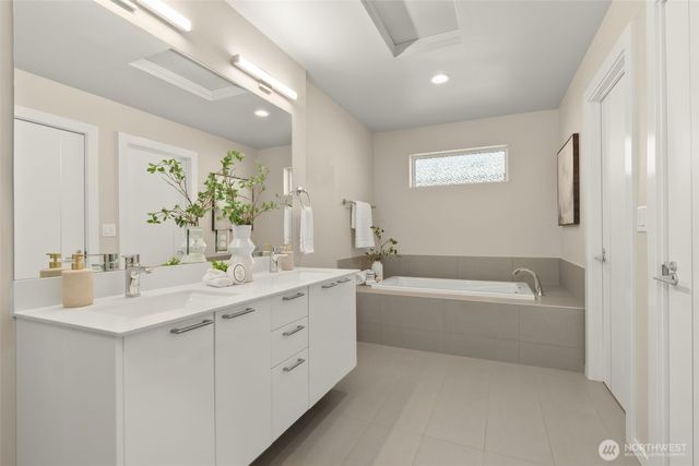 33475 Three Lakes Lane, Black Diamond, WA 98010