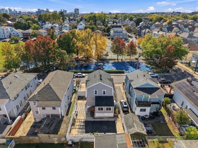 65 Second St, Medford, MA 02155