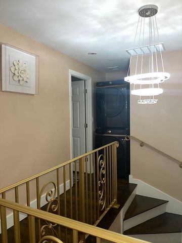 52 Troy Lane 52, Newton, MA 02468