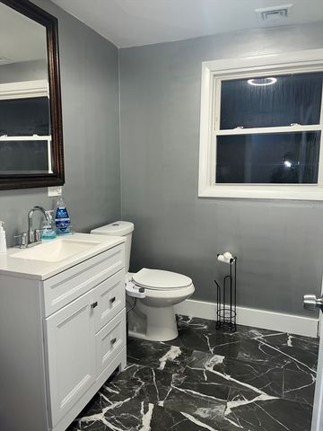 52 Troy Lane 52, Newton, MA 02468