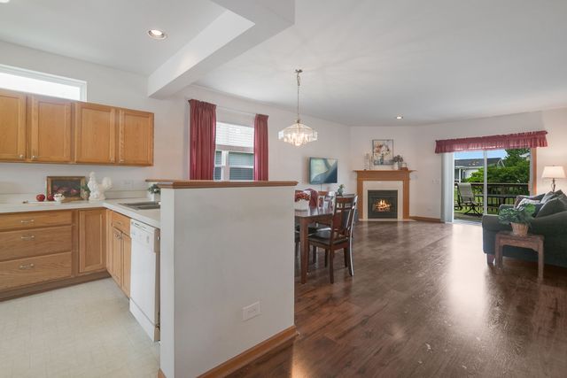 3406 Steeplechase Way, Grayslake, IL 60030