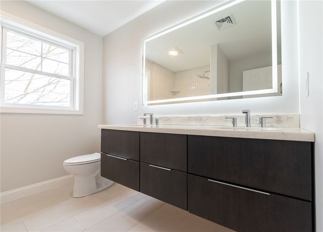 74 Woodside Street, Cranston, RI 02920