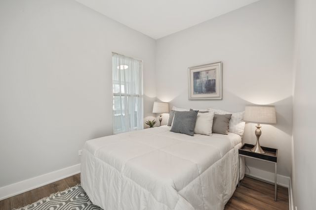 617 S Lombard Avenue, Oak Park, IL 60302