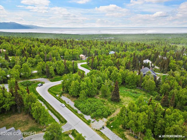 000 Heritage Heights Drive, Anchorage, AK 99516