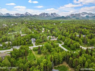 000 Heritage Heights Drive, Anchorage, AK 99516