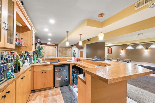 45 Braeburn Rd, Boston, MA 02136