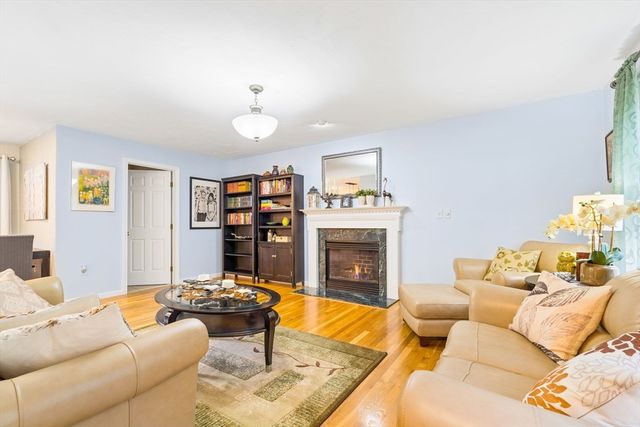 45 Braeburn Rd, Boston, MA 02136