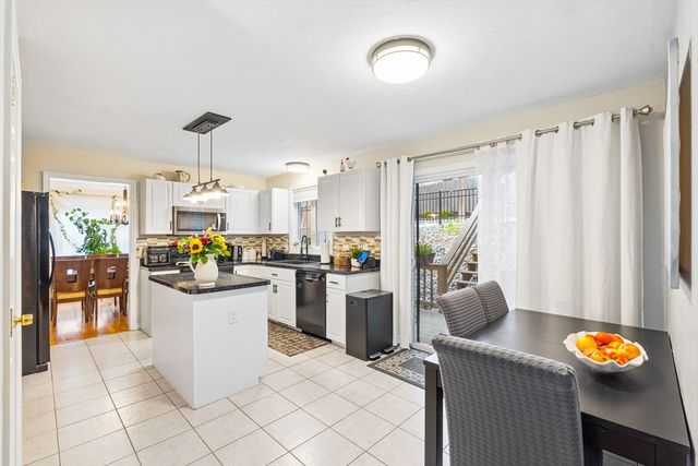 45 Braeburn Rd, Boston, MA 02136