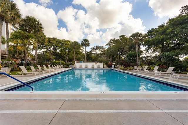 4030 W Palm Aire Drive 407, Pompano Beach, FL 33069