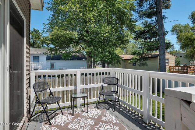 9 Sebring Avenue, Colonie, NY 12205