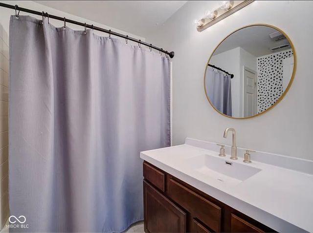 11475 Clay Court 100, Fishers, IN 46037