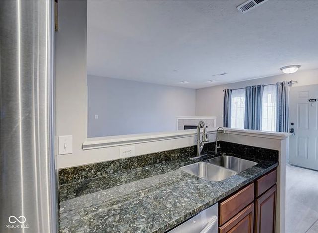 11475 Clay Court 100, Fishers, IN 46037