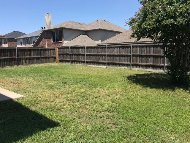 2053 Meadow Park Drive, Princeton, TX 75407
