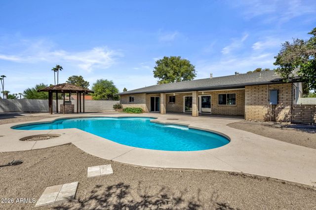 2409 E Inglewood Street, Mesa, AZ 85213