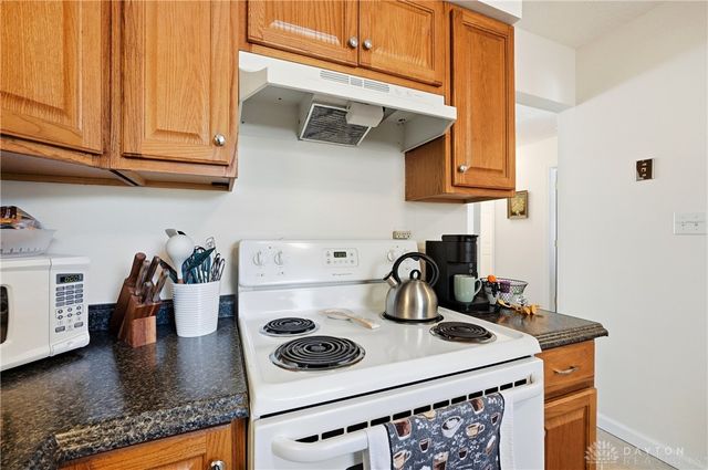 212 June Marie Drive, Lebanon, OH 45036