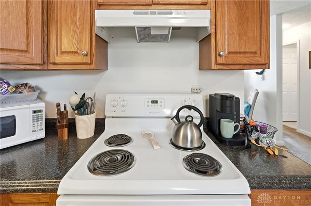 212 June Marie Drive, Lebanon, OH 45036