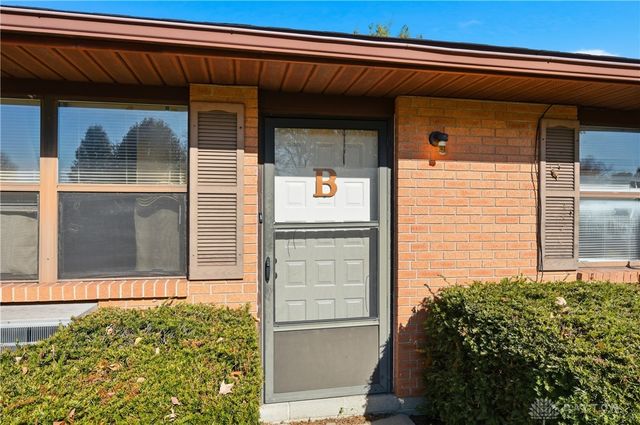 212 June Marie Drive, Lebanon, OH 45036