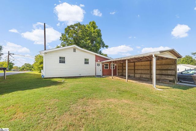 100 Basin Drive, Boiling Springs, SC 29316
