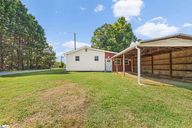 100 Basin Drive, Boiling Springs, SC 29316
