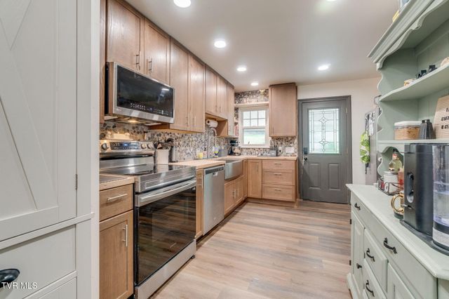 407 Allen Avenue, Elizabethton, TN 37643