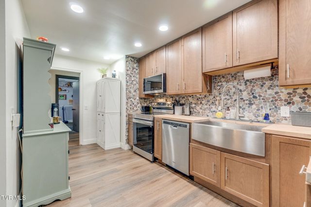 407 Allen Avenue, Elizabethton, TN 37643