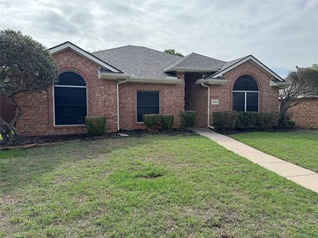 8204 Stern Street, Frisco, TX 75035