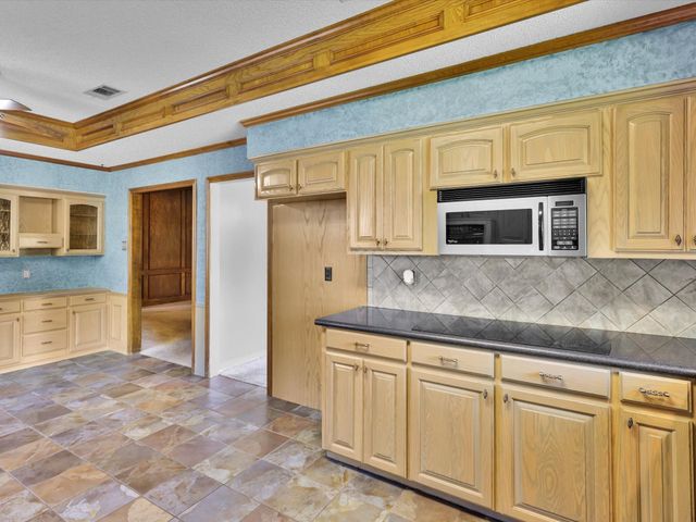 3306 Oxford Drive, Rowlett, TX 75088