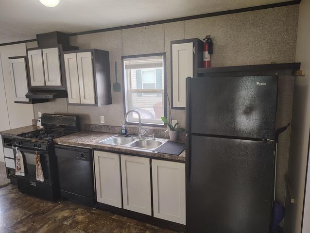 3891 Casper Avenue NW, Grand Rapids, MI 49544