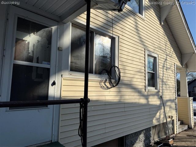 2217 Maryland Avenue, Flint, MI 48506