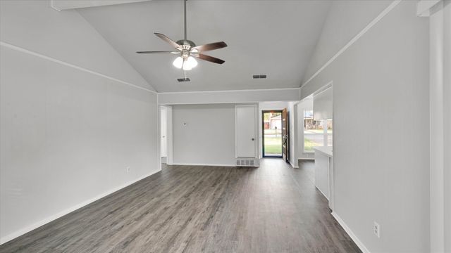 1500 High Ridge Road, Benbrook, TX 76126