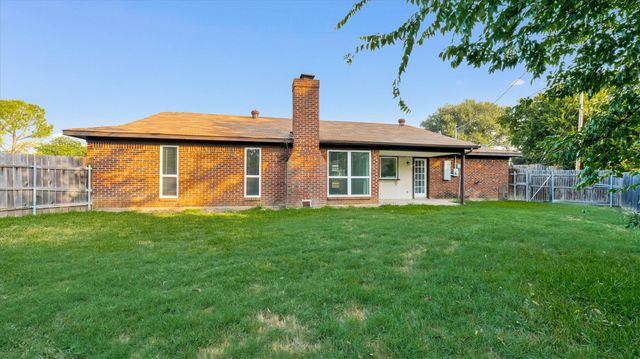 1500 High Ridge Road, Benbrook, TX 76126