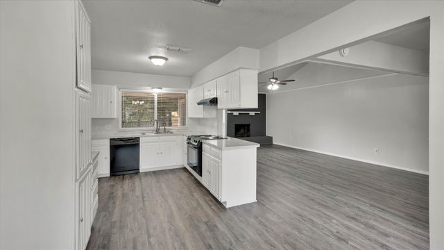 1500 High Ridge Road, Benbrook, TX 76126