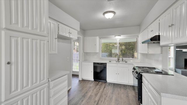 1500 High Ridge Road, Benbrook, TX 76126