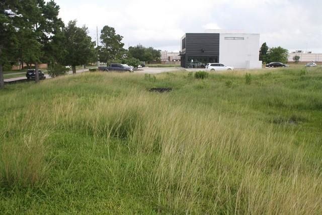 2920 W Walker Street, League City, TX 77573