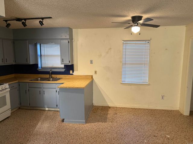 207 Robin Lane, Walnut Ridge, AR 72476