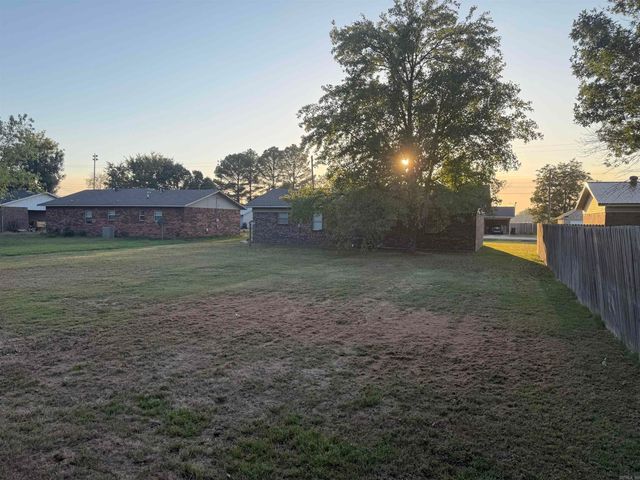 207 Robin Lane, Walnut Ridge, AR 72476