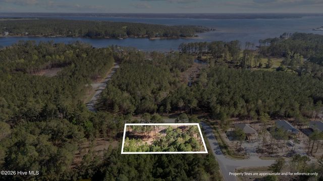 699 Vandemere Creek Drive, Vandemere, NC 28587