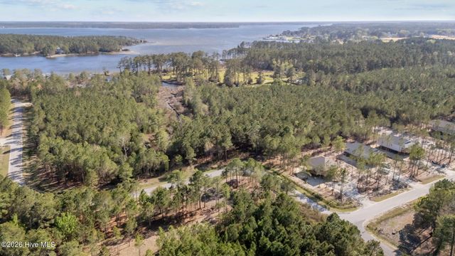 699 Vandemere Creek Drive, Vandemere, NC 28587