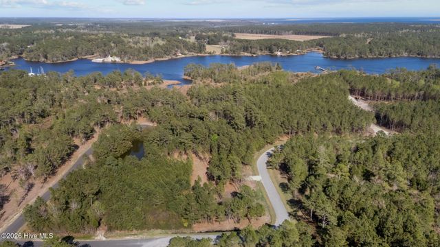 699 Vandemere Creek Drive, Vandemere, NC 28587