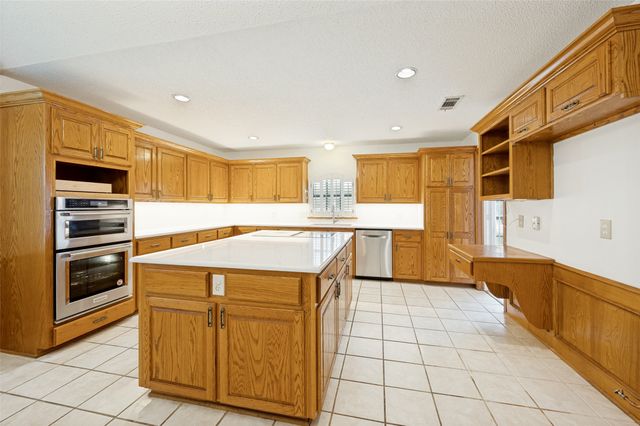 7028 Nicki Street, Dallas, TX 75252
