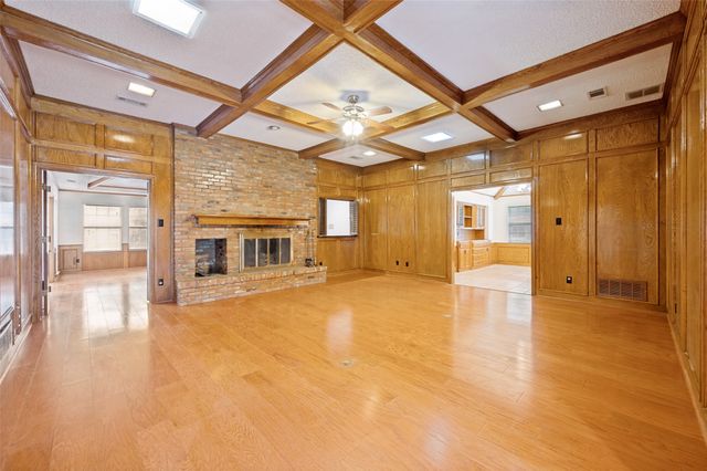 7028 Nicki Street, Dallas, TX 75252